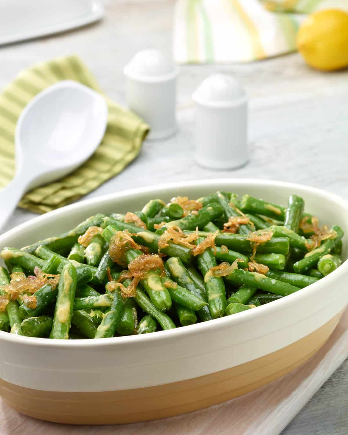 Lemon-dijon-green-beans-with-caramelized-shallots