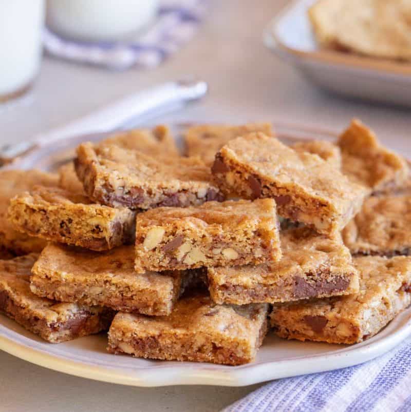 Toffee Chocolate Chip Cookie Bars Recipe | A Well-Seasoned Kitchen®