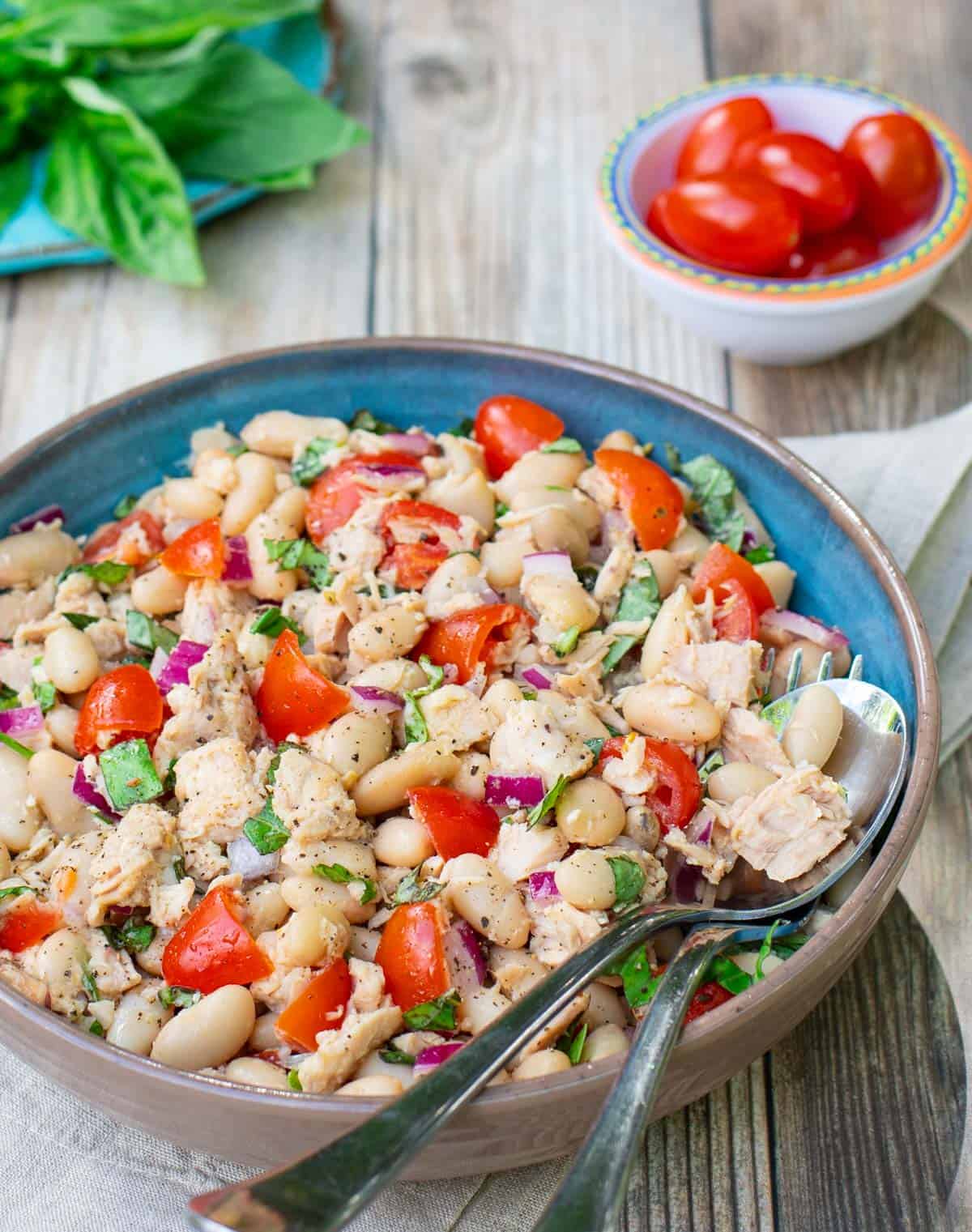 tuna, white bean, tomato and basil tossed salad